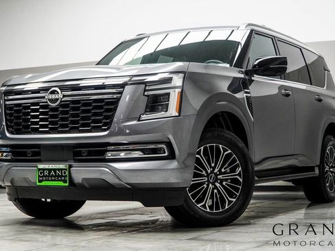 Used 2025 Nissan Armada Platinum image 1