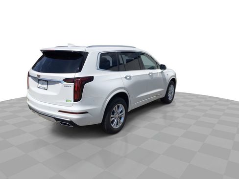New 2025 Cadillac XT6 Luxury image 8