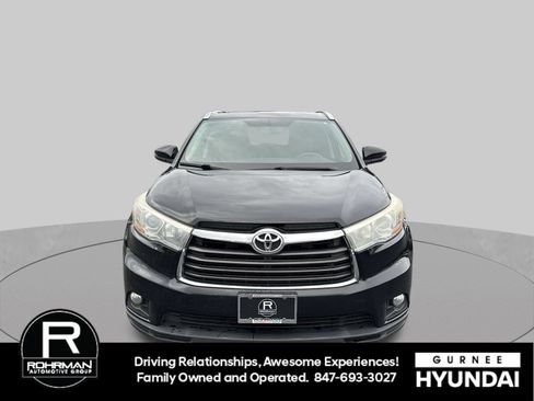 Used 2015 Toyota Highlander XLE AWD/4WD image 3