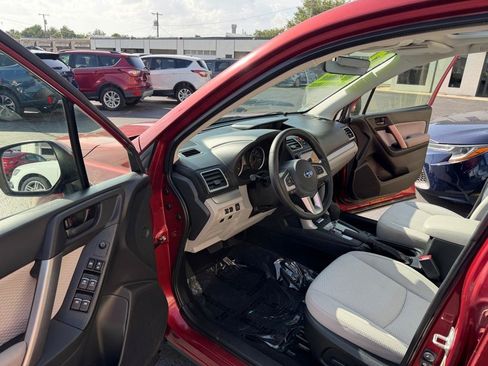 Used 2017 Subaru Forester 2.5i Premium w/ All-Weather Package AWD/4WD image 11