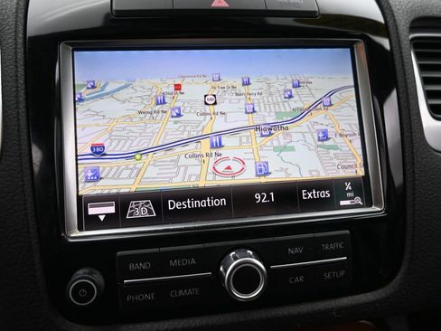 Used 2011 Volkswagen Touareg VR6 AWD/4WD image 20