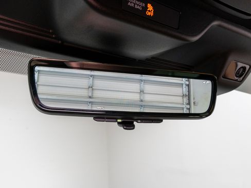 Used 2025 Nissan Armada Platinum Reserve AWD/4WD image 20