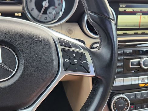 Certified 2016 Mercedes-Benz SLK 300 image 28