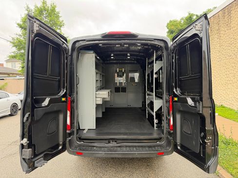 Used 2018 Ford Transit 250 148 Medium Roof RWD image 9