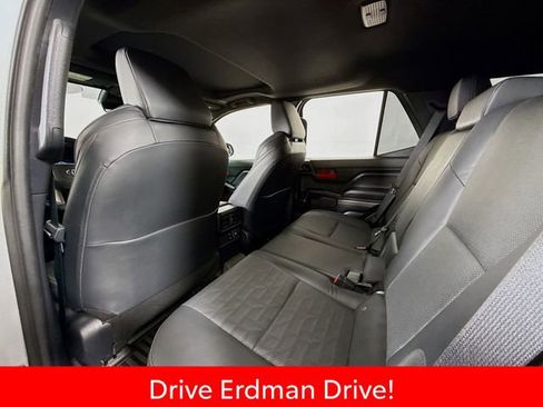 Certified 2026 Toyota 4Runner TRD Off-Road Premium AWD/4WD image 10