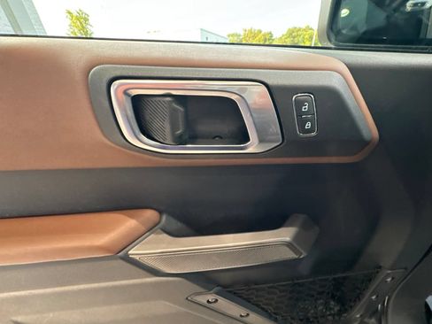 Used 2022 Ford Bronco Outer Banks AWD/4WD image 23