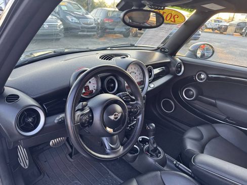 Used 2013 MINI Cooper S FWD image 18