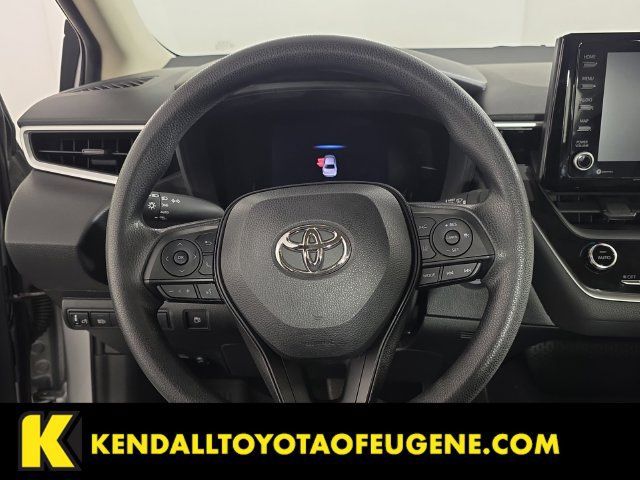 Used 2022 Toyota Corolla LE FWD image 13