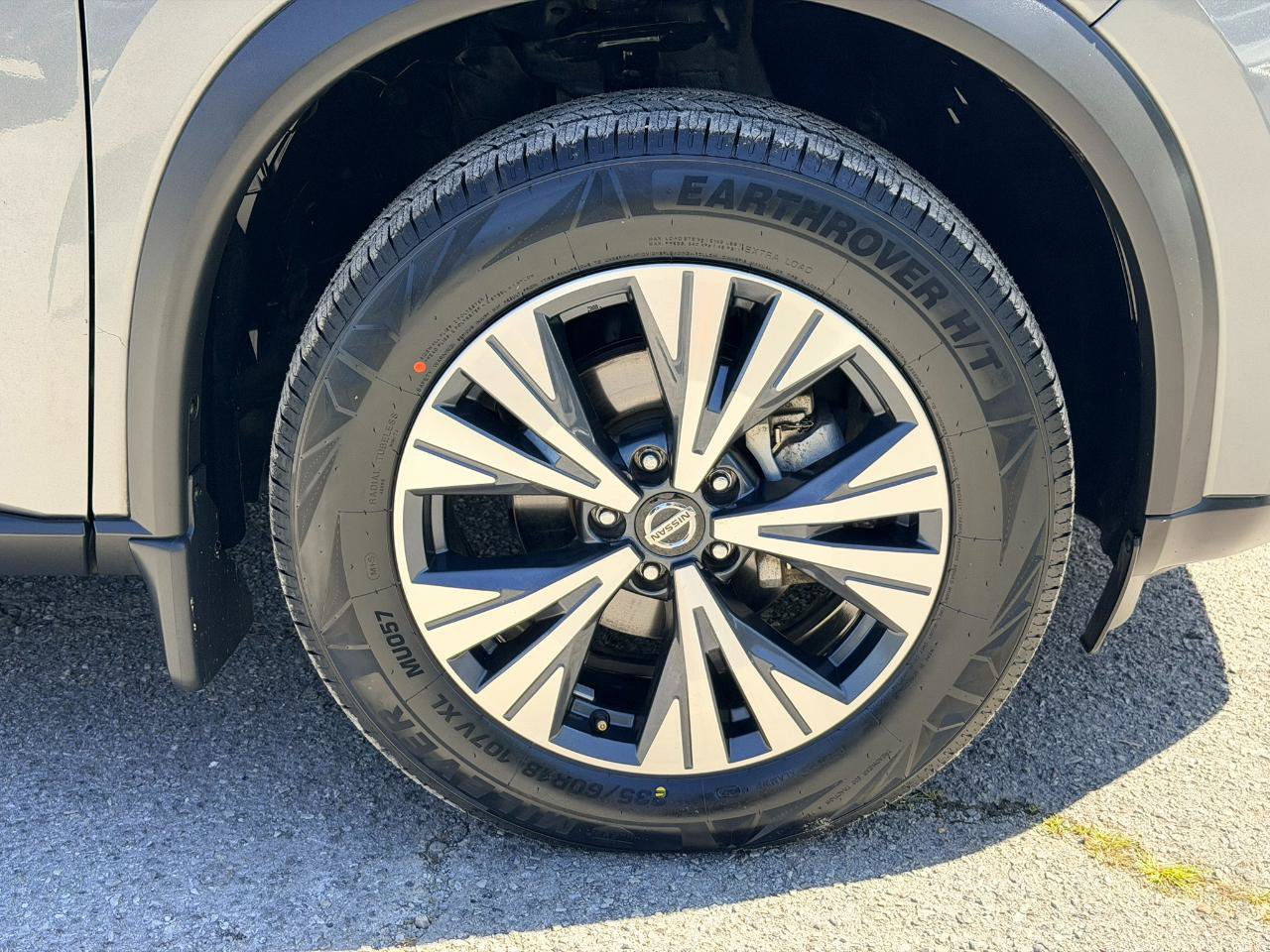 Used 2021 Nissan Rogue SV FWD image 27