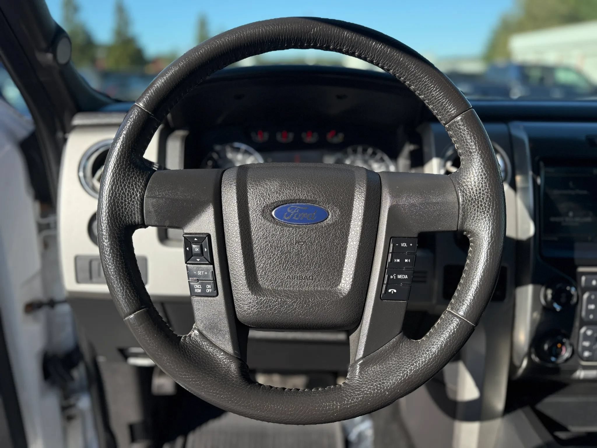 Used 2013 Ford F150 FX4 w/ Luxury Equipment Group AWD/4WD image 25