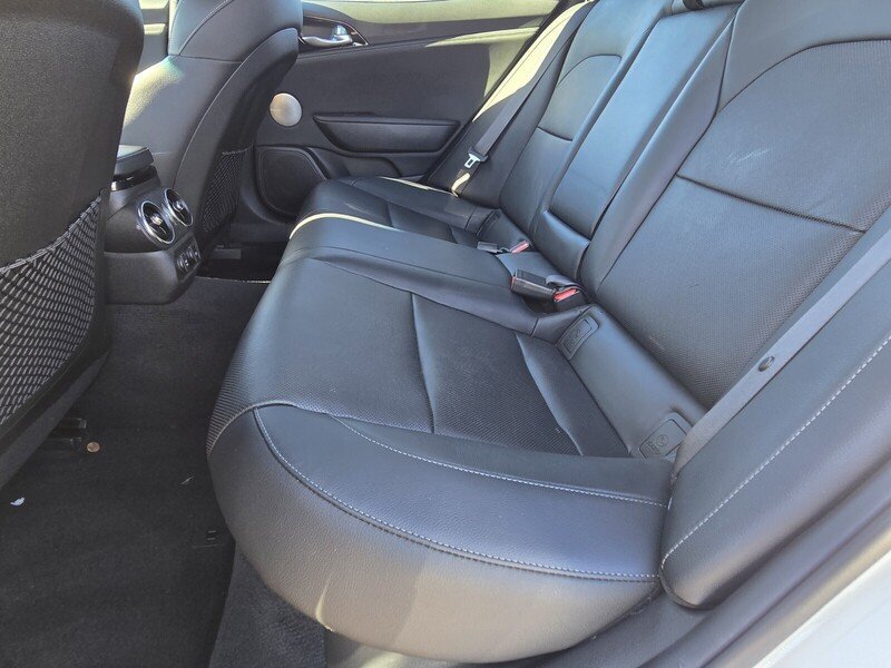 Used 2022 Kia Stinger GT-Line w/ Sun & Sound Package RWD image 12
