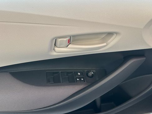 Used 2025 Toyota Corolla LE w/ LE Premium Package FWD image 14