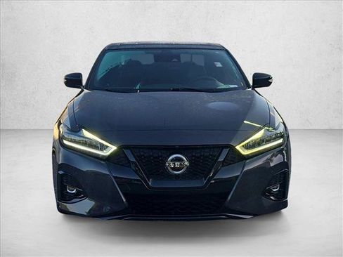 Used 2021 Nissan Maxima Platinum w/ 40th Anniversary Package FWD image 2