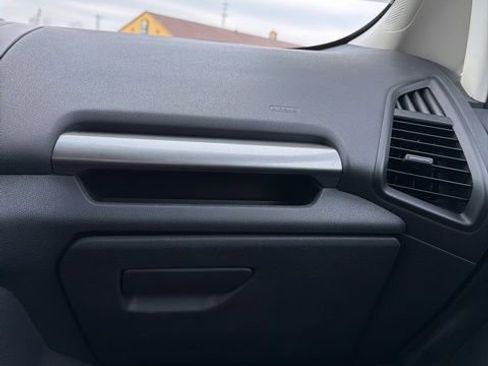 Used 2020 Ford EcoSport SE w/ SE Convenience Package image 25