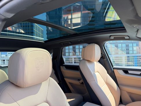 New 2026 Porsche Cayenne S AWD/4WD image 14