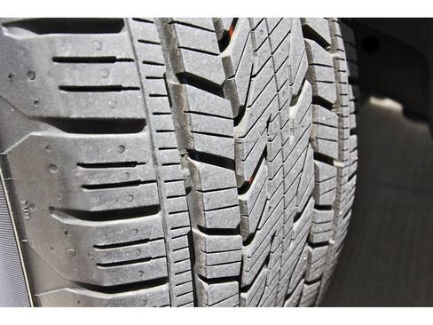 Used 2025 GMC Yukon XL Elevation w/ LPO, Floor Liner Package RWD image 30