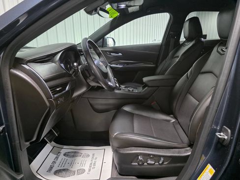 Used 2019 Cadillac XT4 Sport AWD/4WD image 9