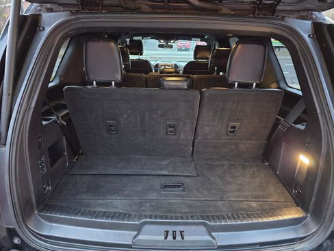 Used 2018 Ford Expedition Limited AWD/4WD image 14