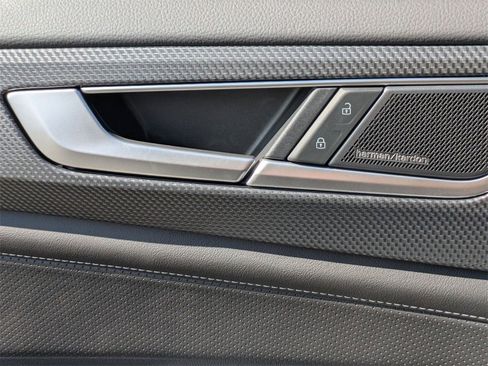 New 2026 Volkswagen Atlas Cross Sport SEL Premium R-Line image 11