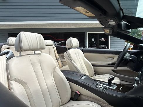Used 2012 BMW 650i Convertible RWD image 39