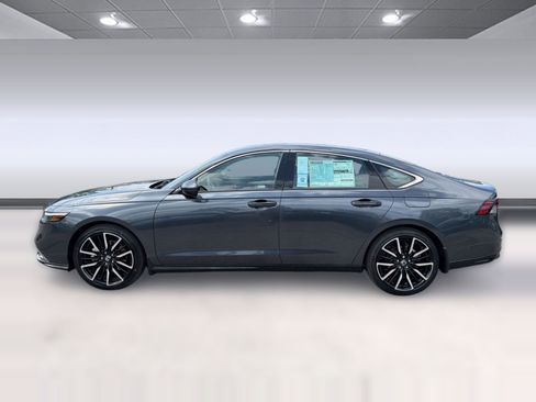 New 2026 Honda Accord Touring image 2