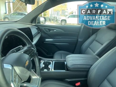 Certified 2025 Chevrolet Traverse LT image 5