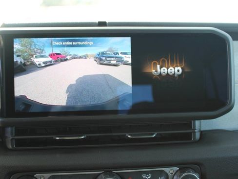 New 2026 Jeep Gladiator Sport AWD/4WD image 19