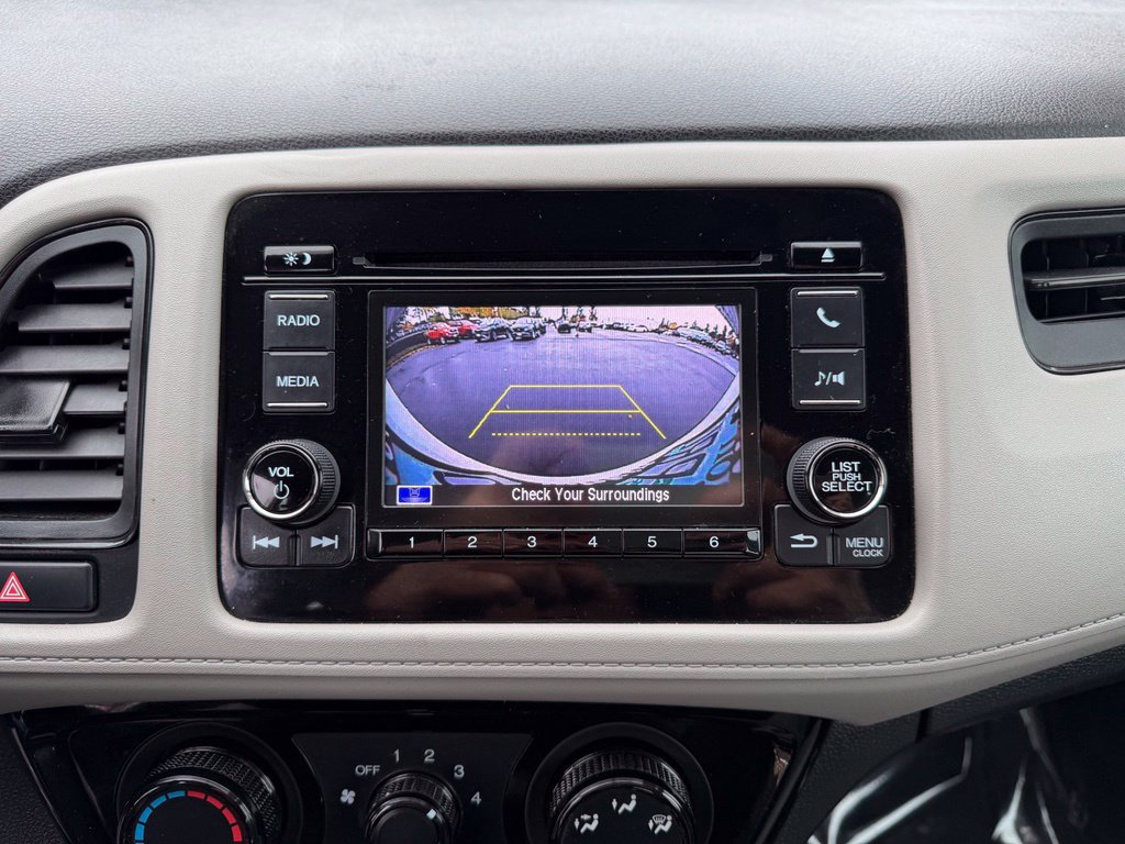 Used 2021 Honda HR-V LX image 21