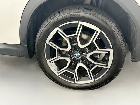 Used 2025 BMW X2 xDrive28i w/ Convenience Package AWD/4WD image 11