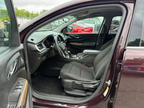 Used 2018 GMC Acadia SLE AWD/4WD image 24