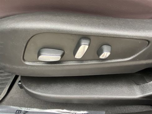 Certified 2023 Cadillac XT6 Premium Luxury w/ Technology Package image 22