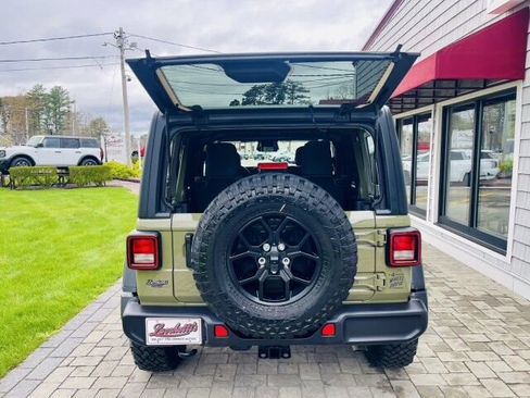 Used 2026 Jeep Wrangler Unlimited Sport AWD/4WD image 17