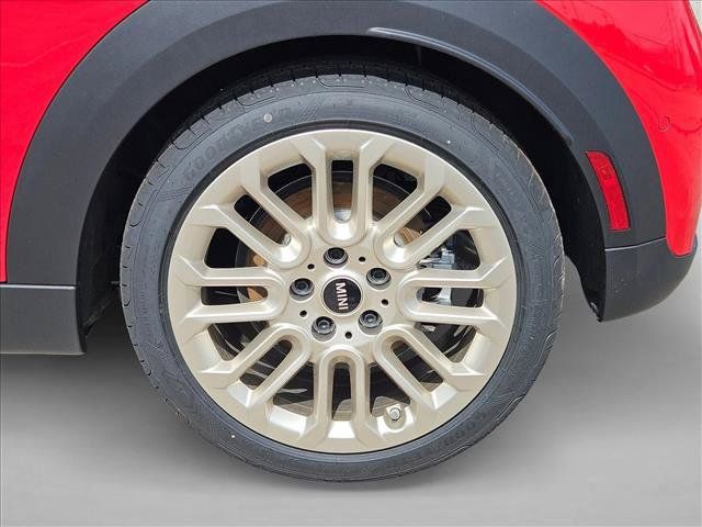 New 2026 MINI Cooper 2-Door Hardtop FWD image 10