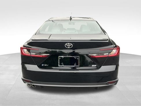Certified 2026 Toyota Camry SE w/ Convenience Package FWD image 4