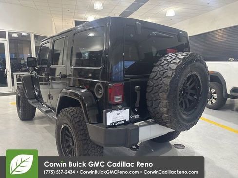 Used 2013 Jeep Wrangler Unlimited Sahara w/ Connectivity Group AWD/4WD image 7
