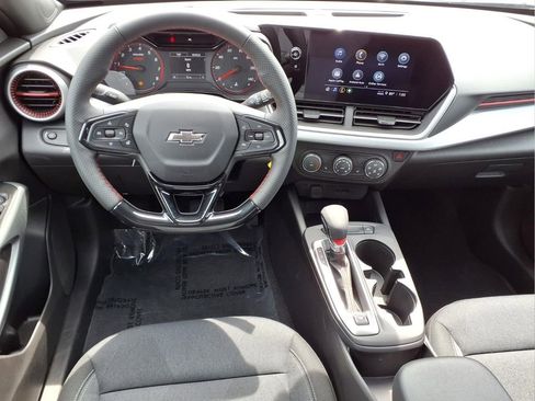 New 2026 Chevrolet Trax RS w/ Sunroof Package image 9