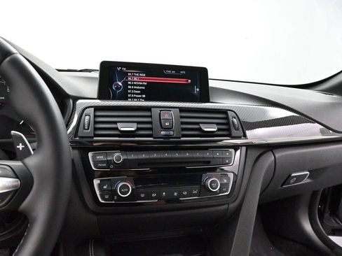 Used 2015 BMW M4 Convertible RWD image 17