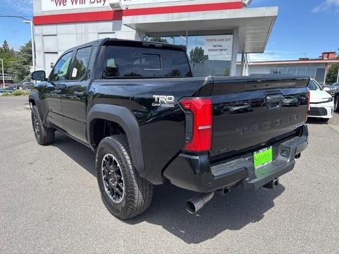 New 2025 Toyota Tacoma TRD Off-Road image 5