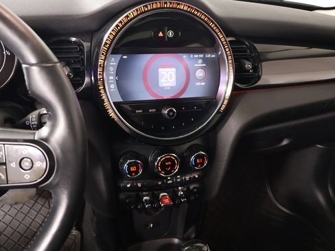 Used 2023 MINI Cooper 2-Door Hardtop FWD image 5