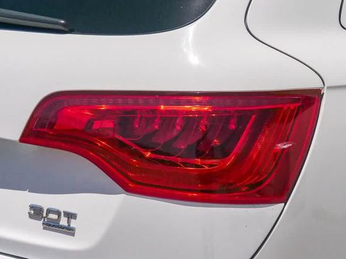 Used 2015 Audi Q7 3.0T Premium w/ Technology Package AWD/4WD image 10