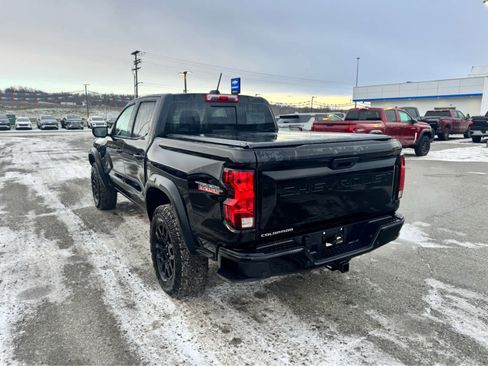 Certified 2025 Chevrolet Colorado Trail Boss image 3