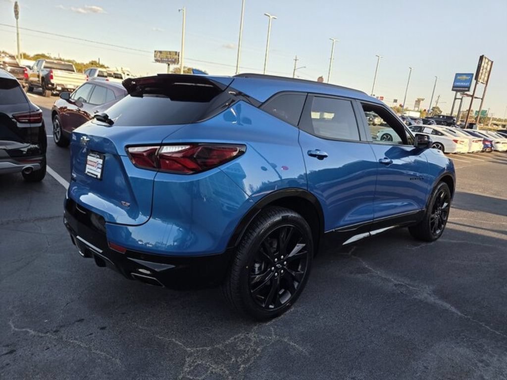 Used 2021 Chevrolet Blazer RS w/ Enhanced Convenience Package FWD image 6