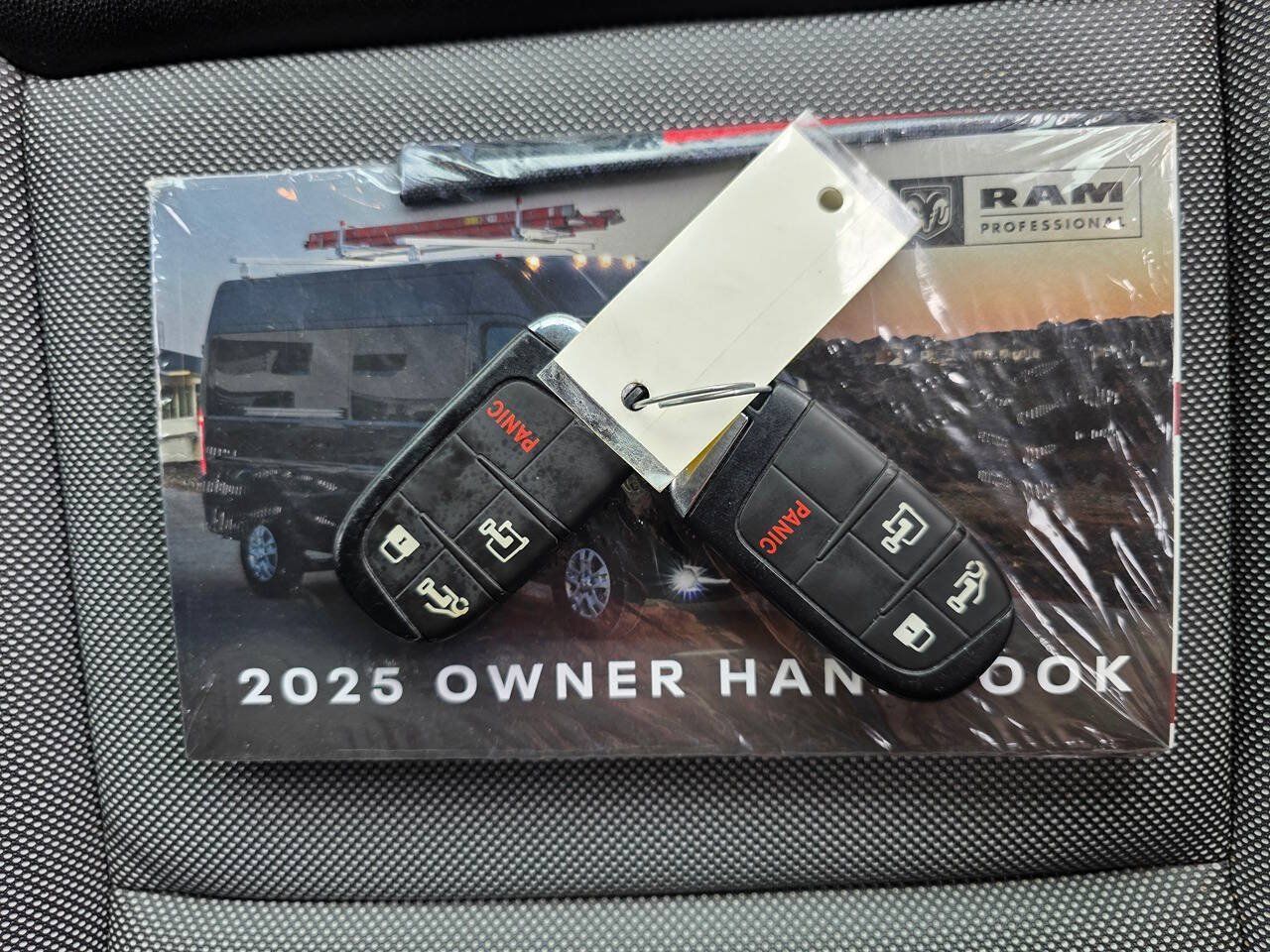 Used 2025 RAM ProMaster 3500 w/ Convenience Group FWD image 20