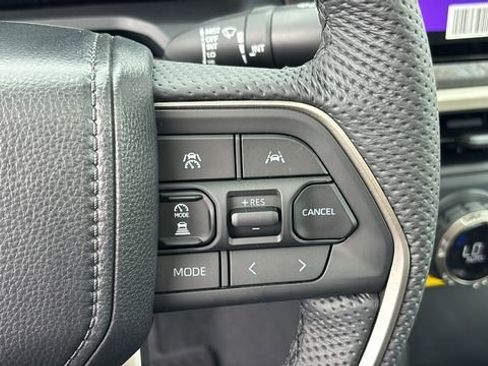 New 2025 Toyota Tacoma Limited AWD/4WD image 19