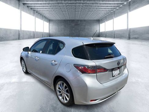 Used 2013 Lexus CT 200h FWD image 4