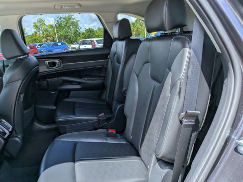 Certified 2026 Kia Sorento SX AWD/4WD image 18