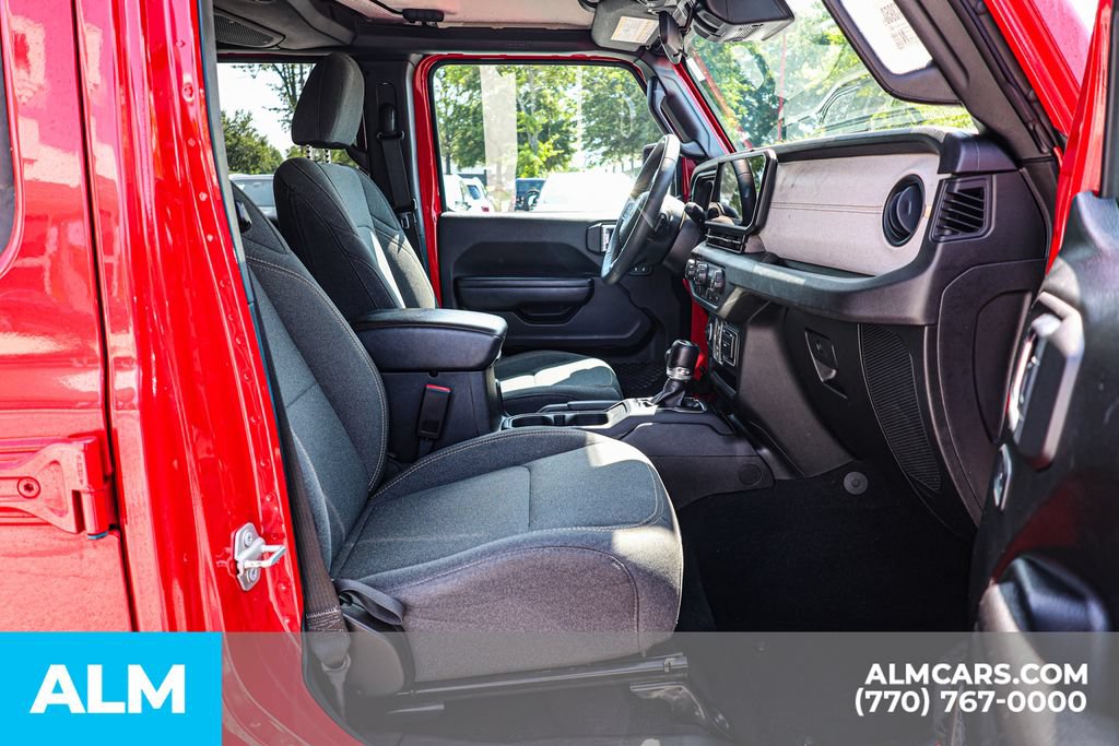 Used 2024 Jeep Wrangler Unlimited Sport AWD/4WD image 20