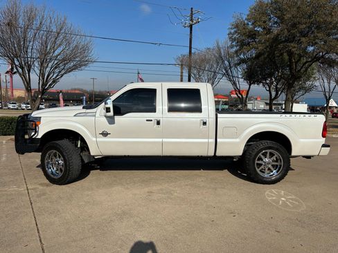 Used 2016 Ford F250 Platinum w/ FX4 Off-Road Package image 10