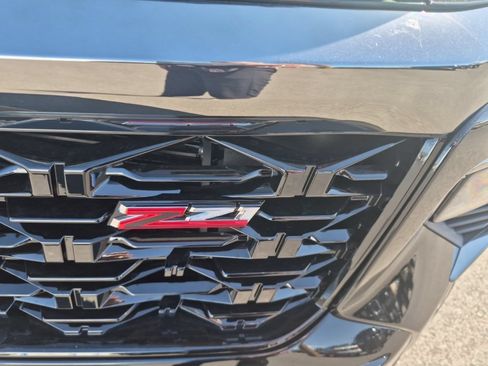 New 2026 Chevrolet Traverse Z71 w/ Enhanced Driving Package AWD/4WD image 9