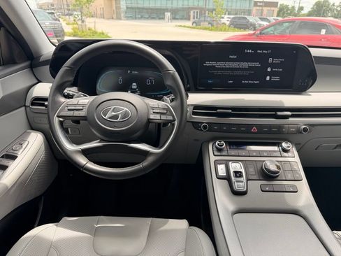 Used 2025 Hyundai Palisade SEL FWD image 31